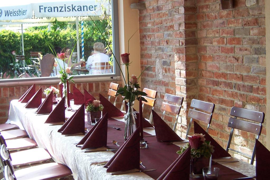 Landhotel Zum Adler Oberbechingen Dış mekan fotoğraf